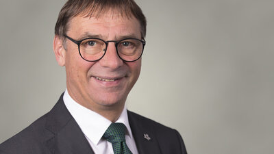 Dr. Dr. h.c. Volker Jung