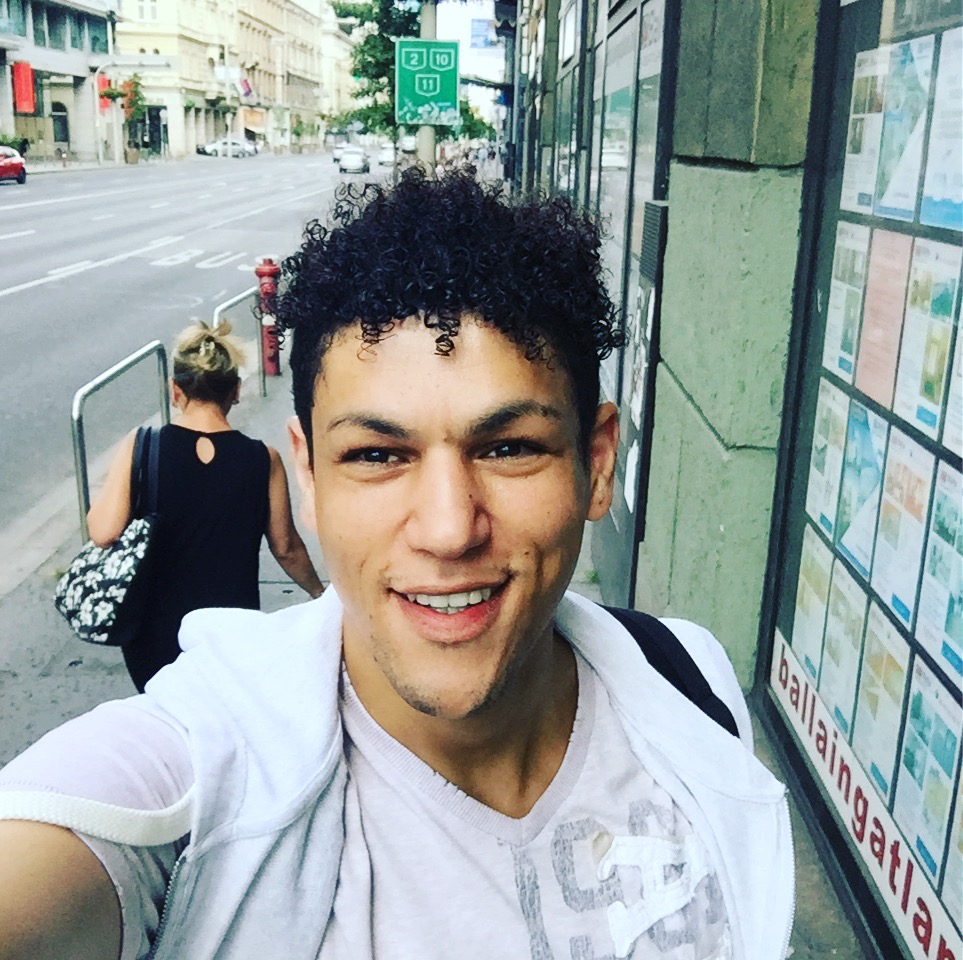 Amin - Job als Altenpfleger